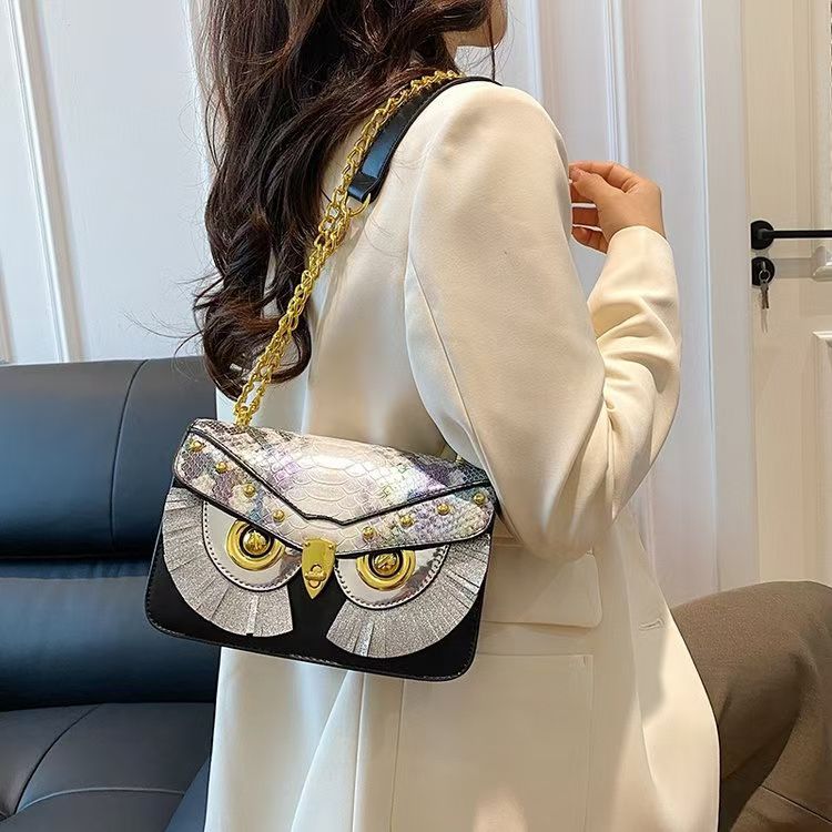 Owl clutch sling bag