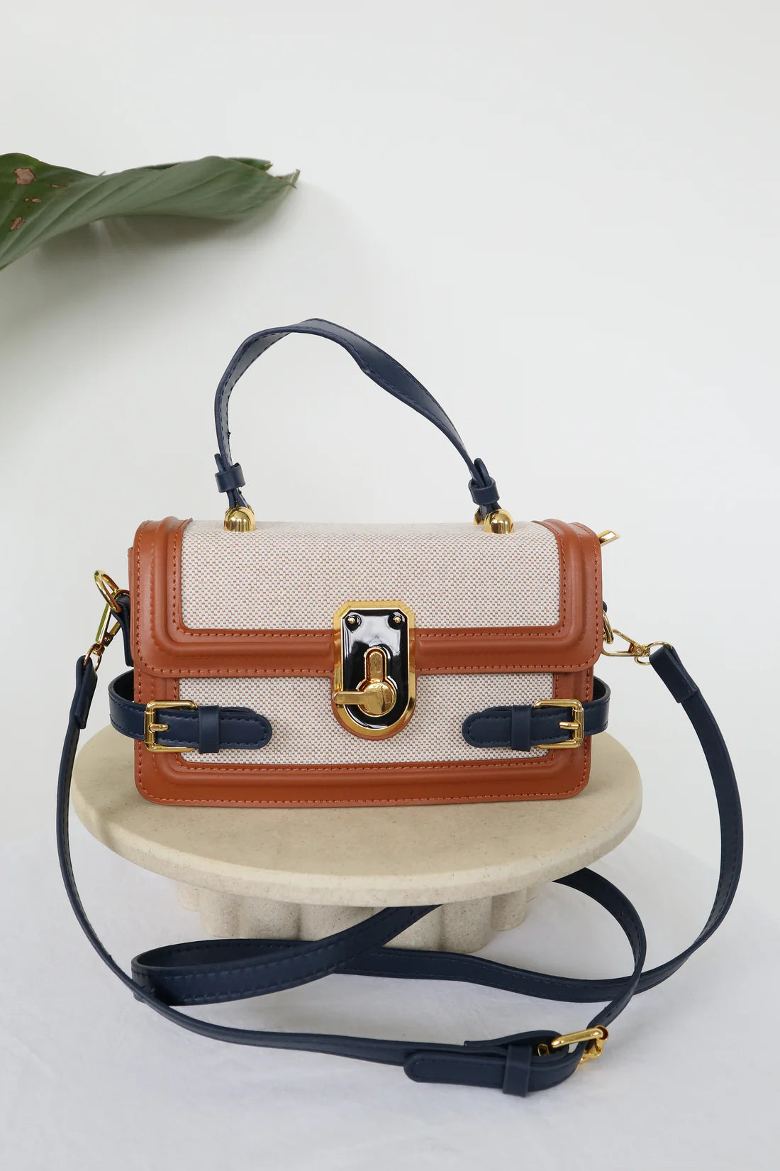 French Fashion Square Shoulder Bag