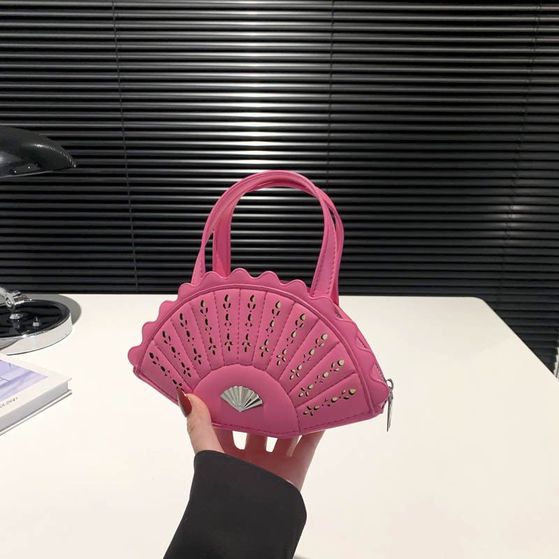 Mystic fan sling bag