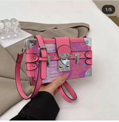 Crossbody siling bag